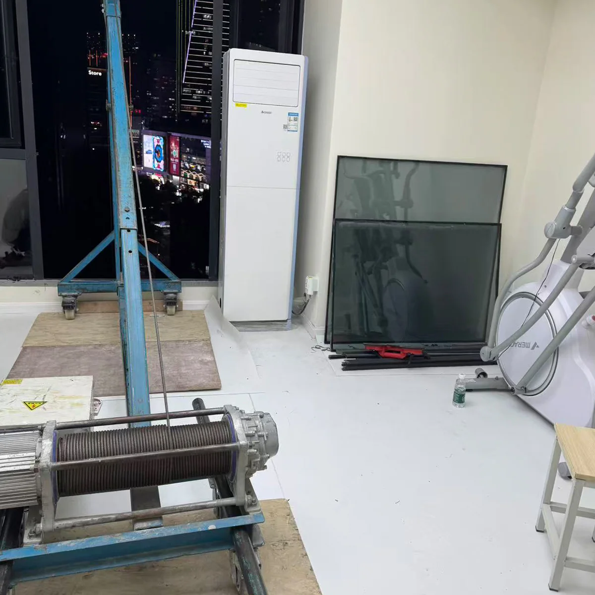 OXYHB High rise Hyperbaric Chamber Installations